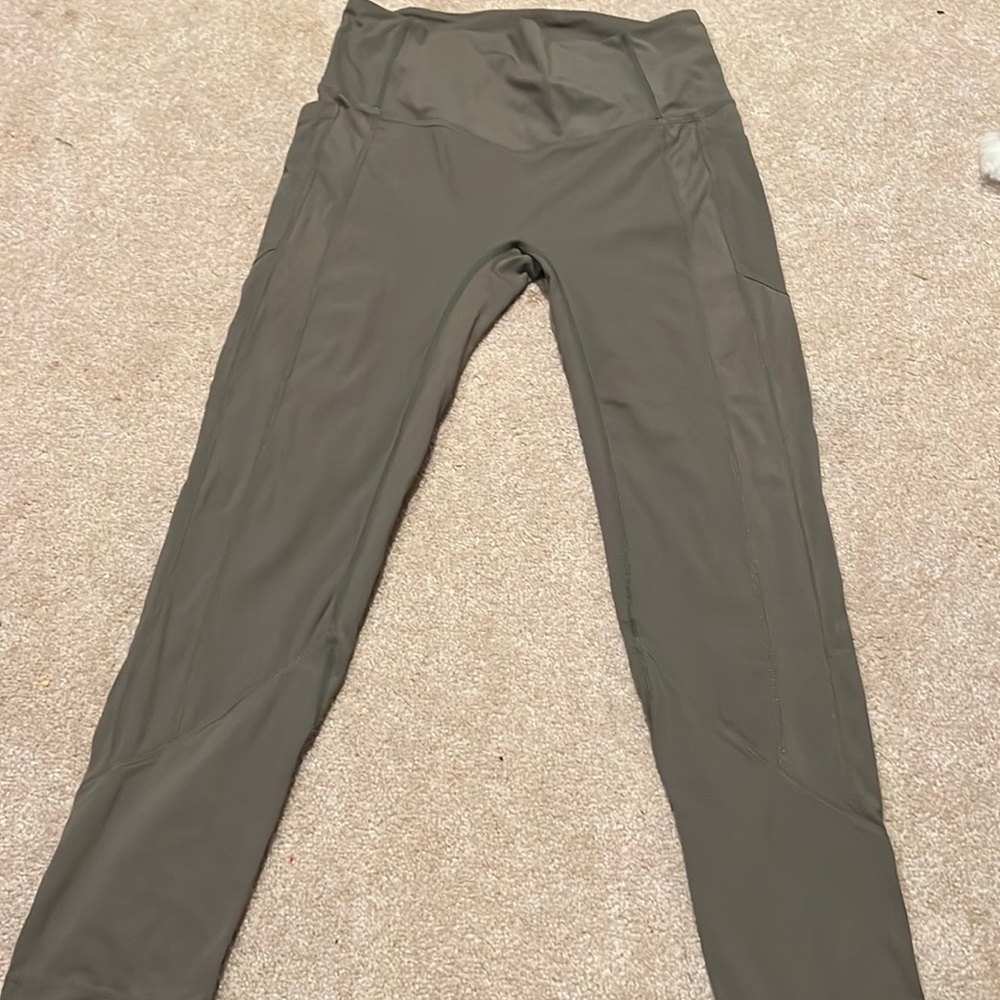 leggings, no tags fits like s/m